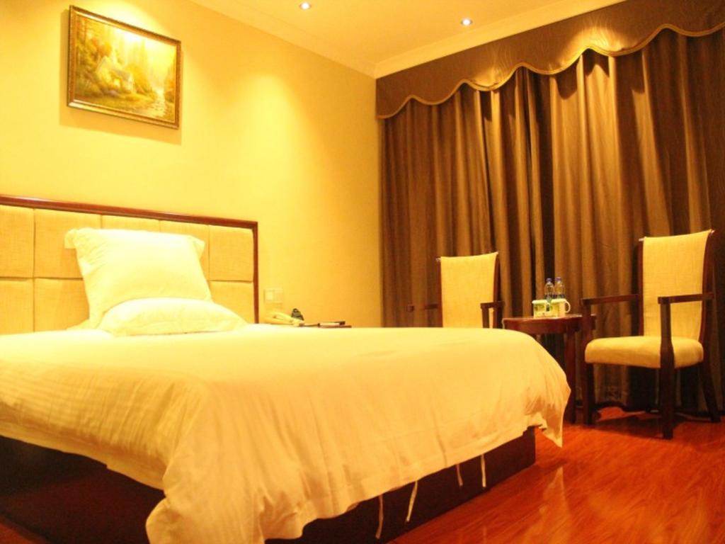 Greentree Inn Guangzhou Panyu Chimelong Happy World Business Hotel Номер фото