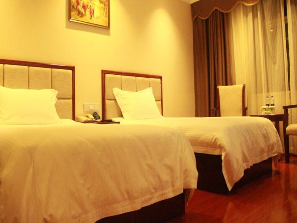 Greentree Inn Guangzhou Panyu Chimelong Happy World Business Hotel Екстер'єр фото