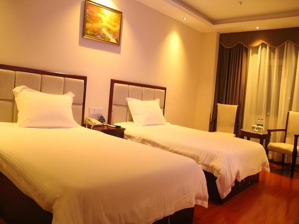 Greentree Inn Guangzhou Panyu Chimelong Happy World Business Hotel Екстер'єр фото