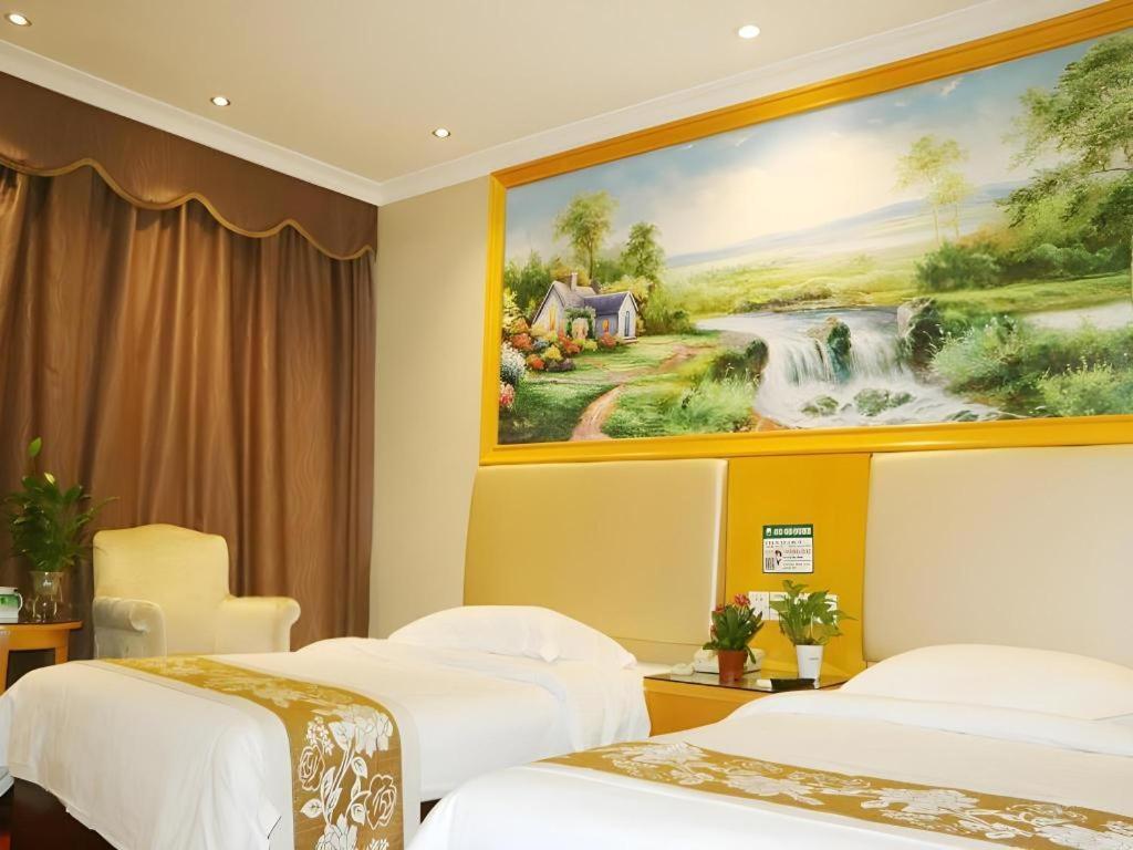 Greentree Inn Guangzhou Panyu Chimelong Happy World Business Hotel Екстер'єр фото