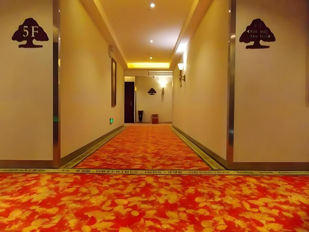 Greentree Inn Guangzhou Panyu Chimelong Happy World Business Hotel Екстер'єр фото