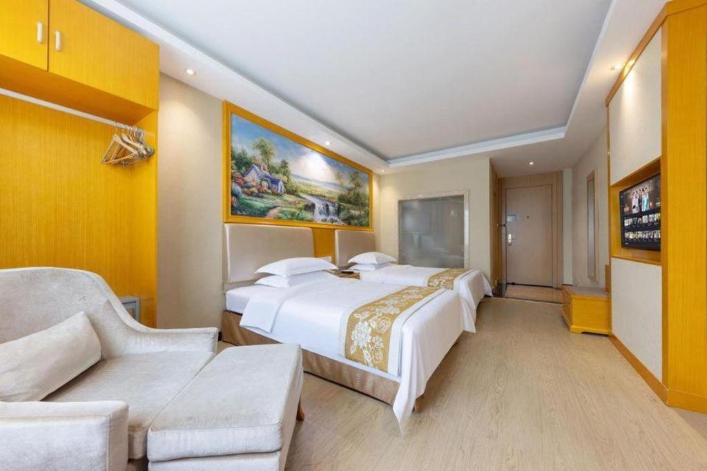 Greentree Inn Guangzhou Panyu Chimelong Happy World Business Hotel Екстер'єр фото